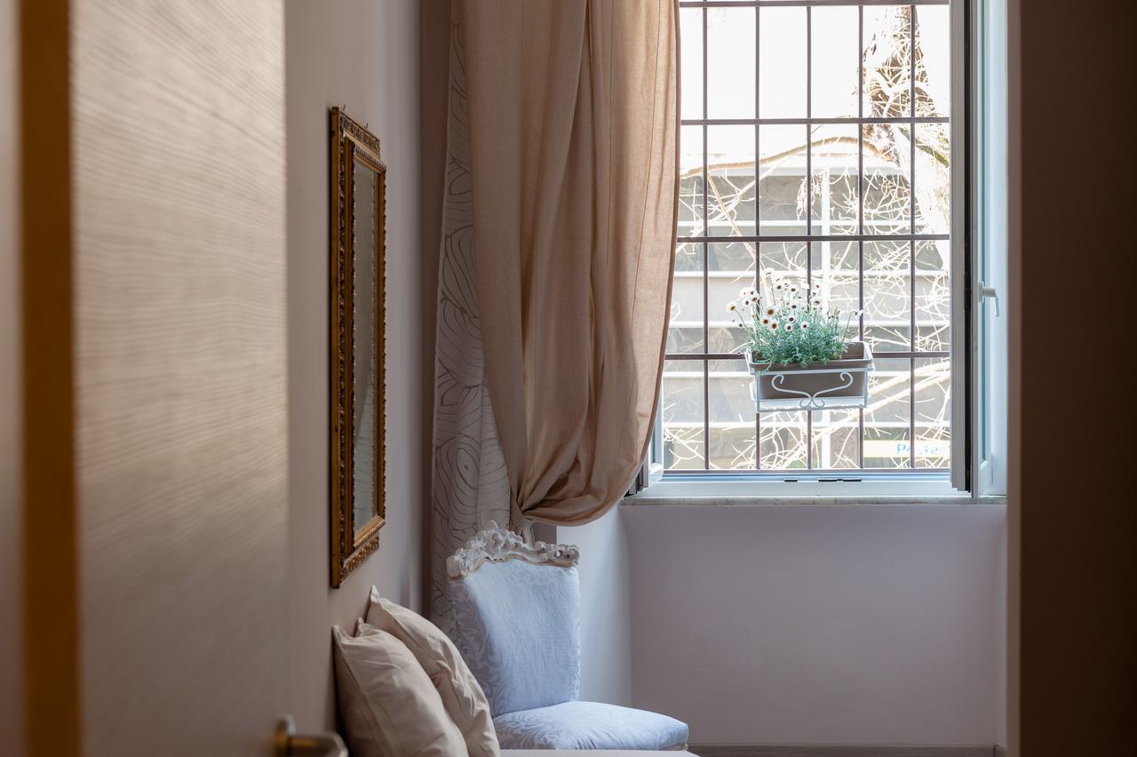 Isabel Guest House Рим Екстериор снимка