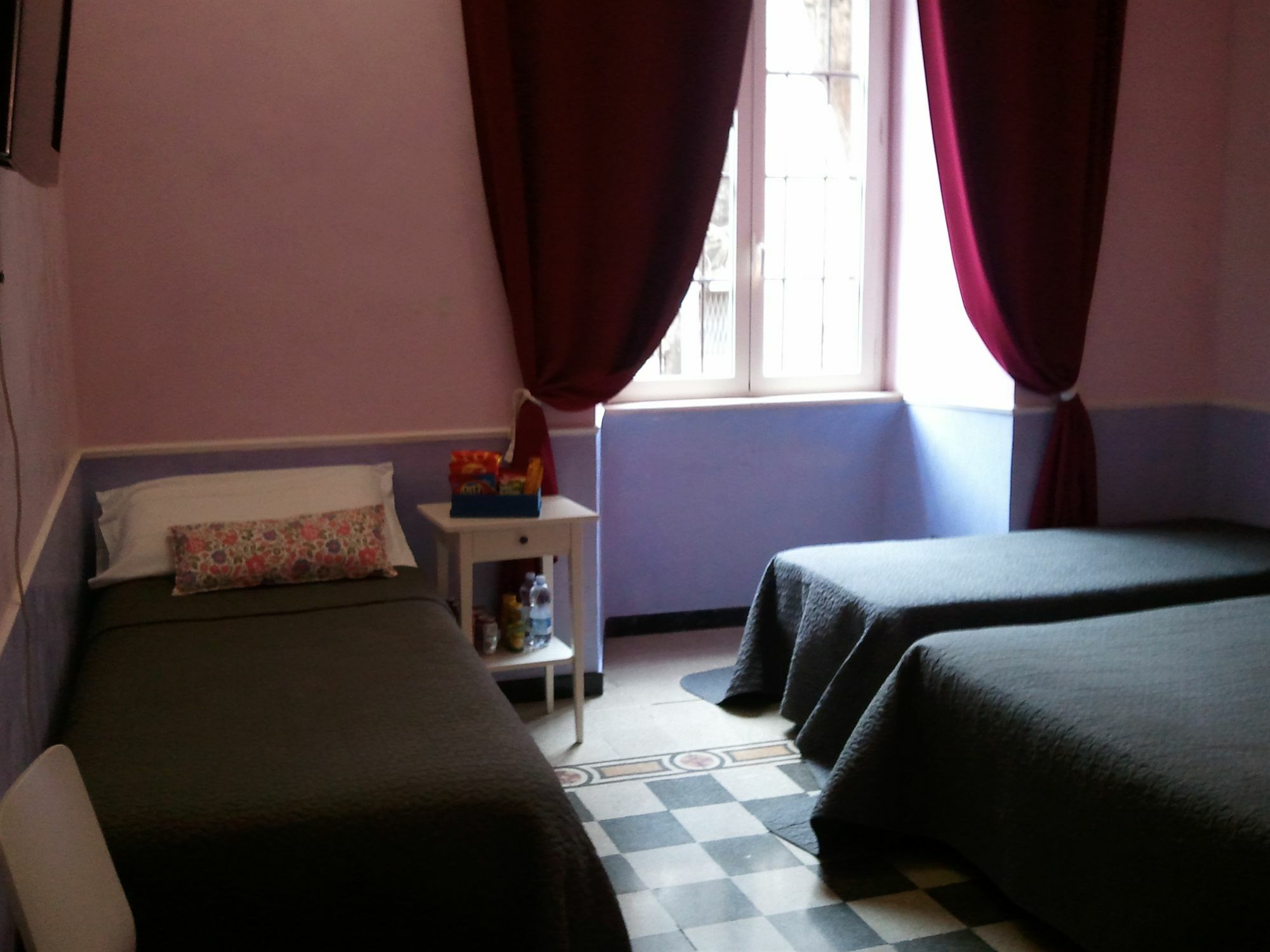 Isabel Guest House Рим Екстериор снимка