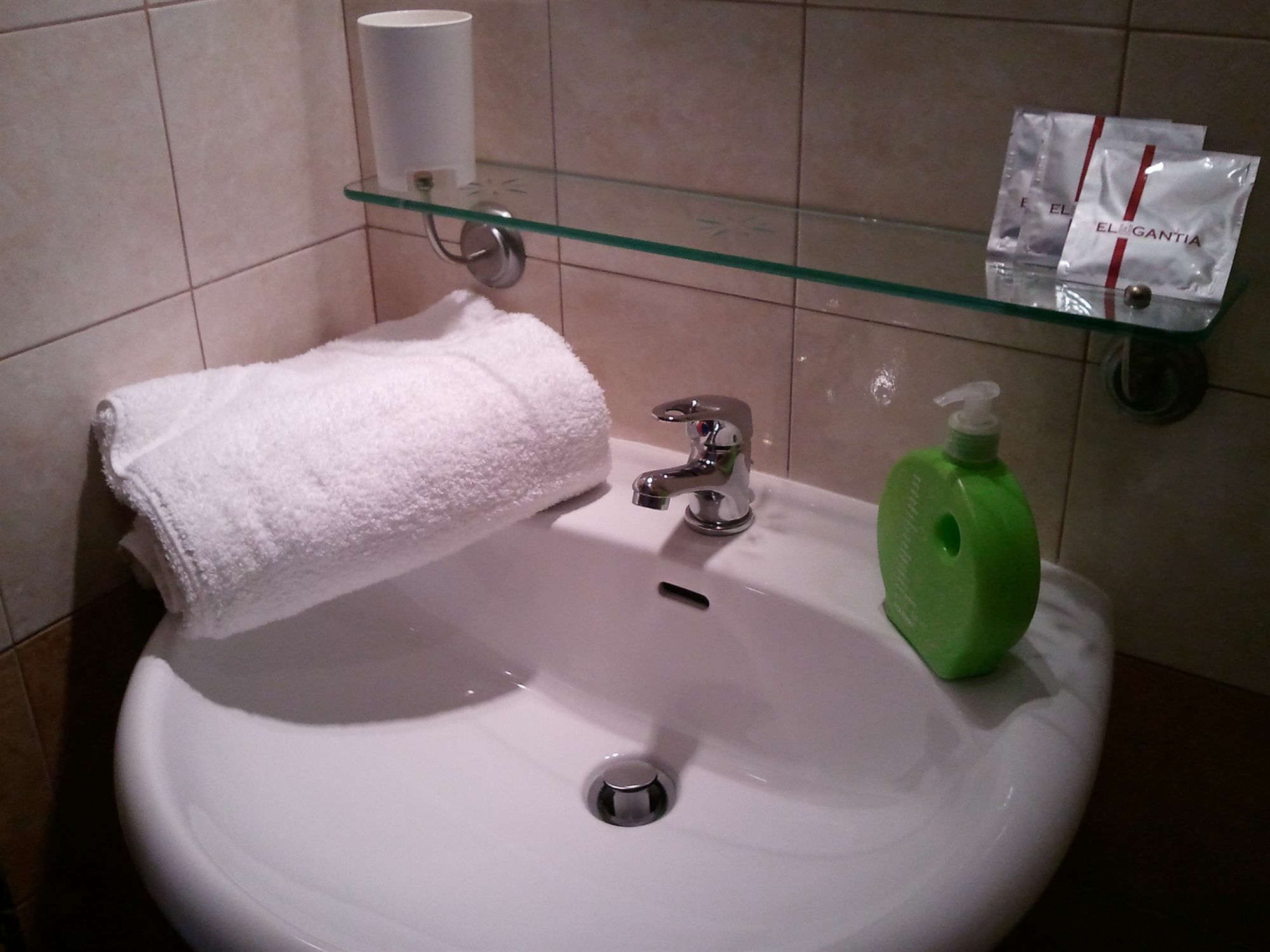 Isabel Guest House Рим Екстериор снимка